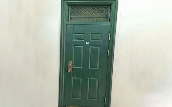 汉滨学校教室门 汉滨学校教室门